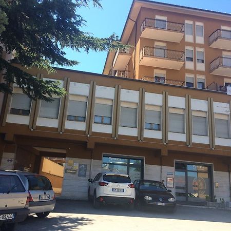 B&B Torrione Л'Акуила Экстерьер фото