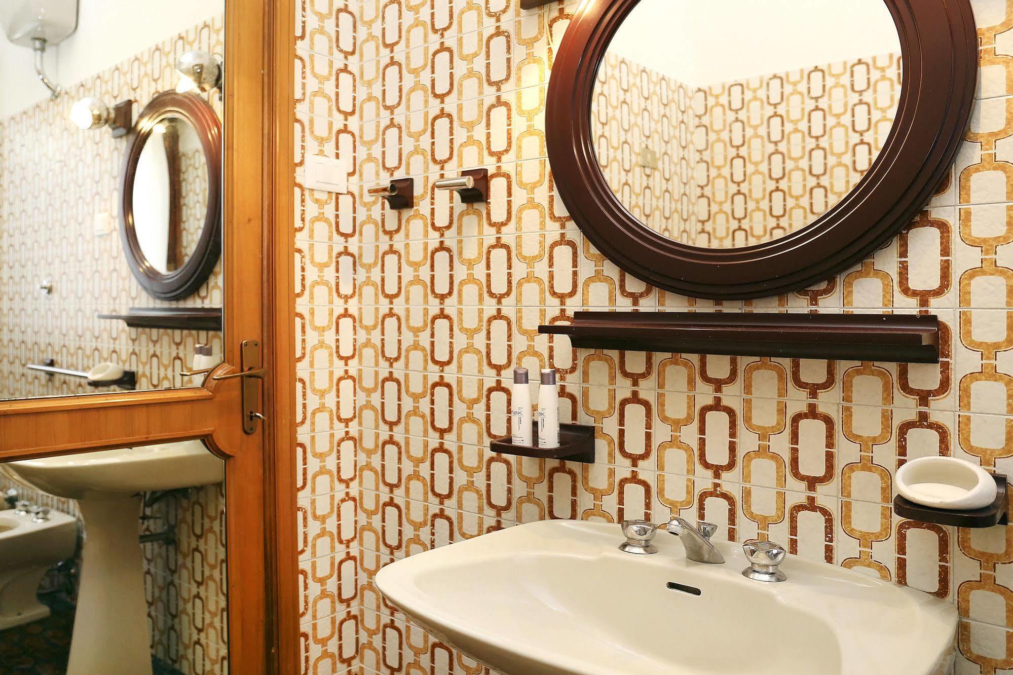B&B Torrione Л'Акуила Экстерьер фото