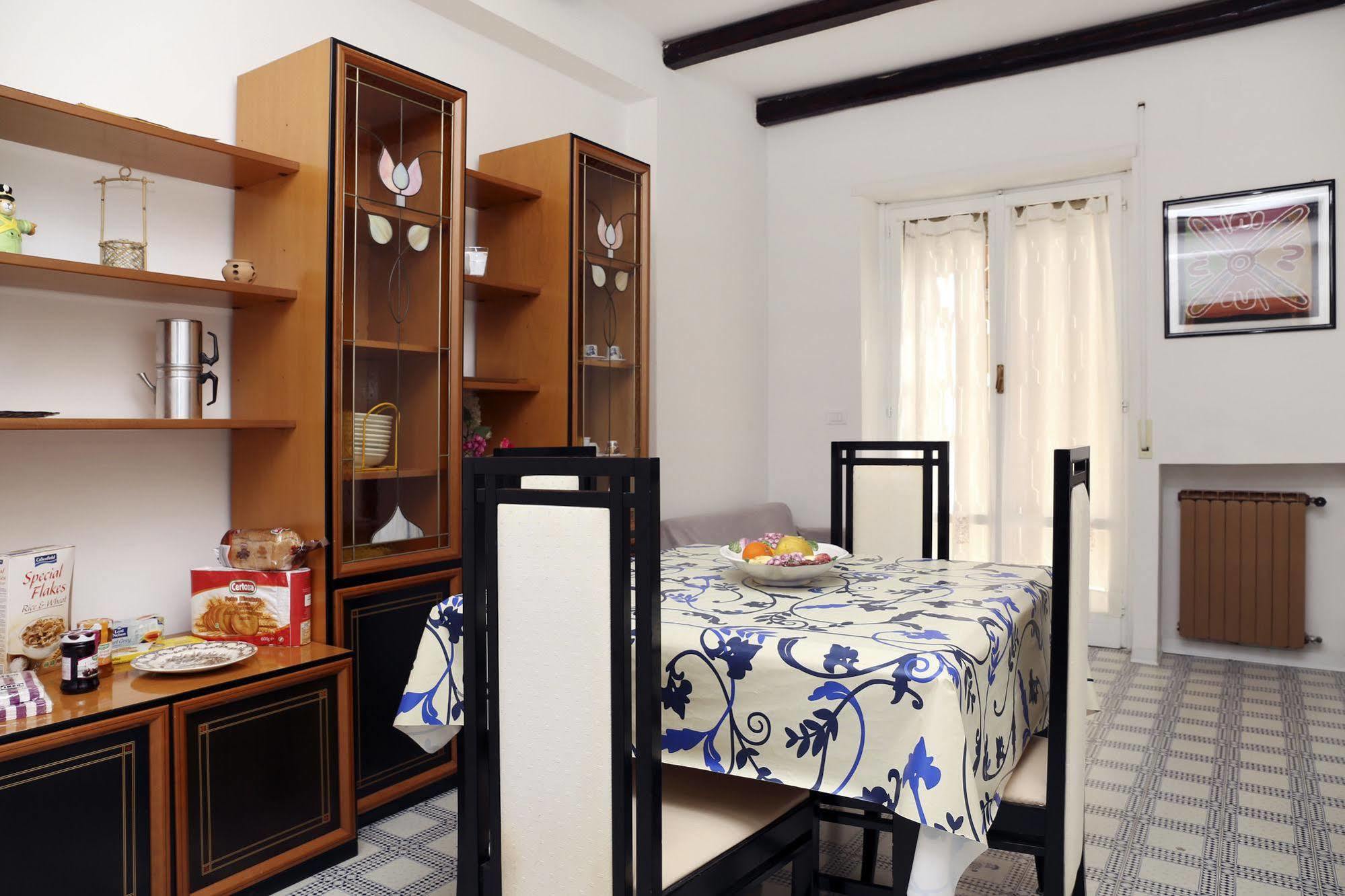 B&B Torrione Л'Акуила Экстерьер фото